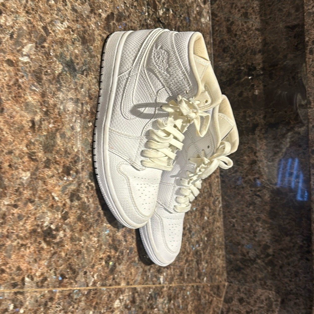 Jordan air womens 8.5